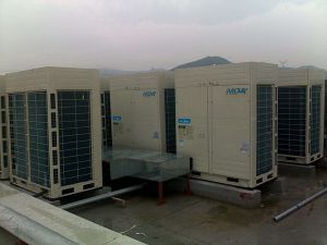 广州中央空调回收，回收商用中央空调、废旧中央空调、多联机空调
